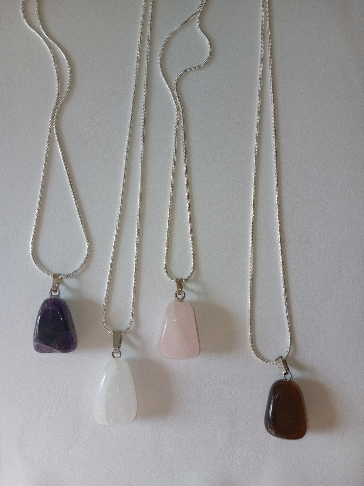 Kettingen met natuursteen hanger NIEUW, Sieraden, Tassen en Uiterlijk, Kettingen, Ophalen of Verzenden, Nieuw, Roze, Steen of Mineraal