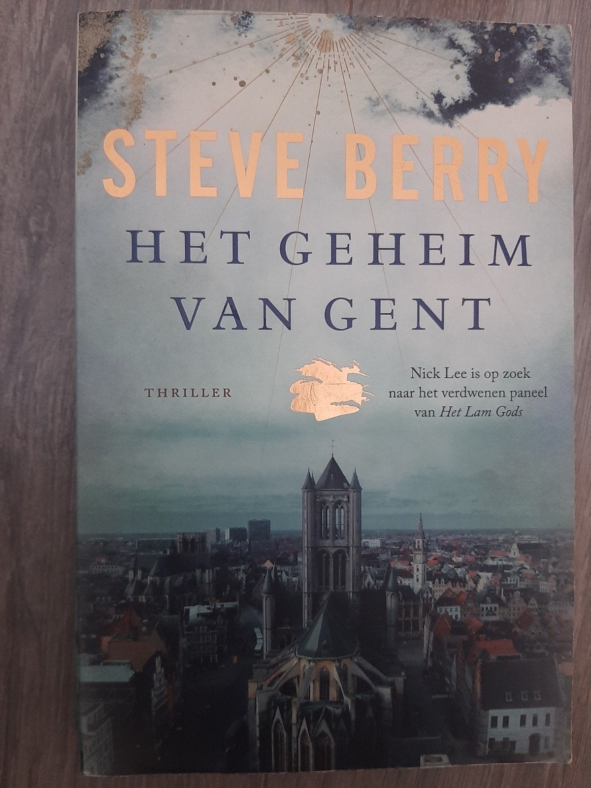 Diverse boeken: thrillers, romans en meer, Verzenden