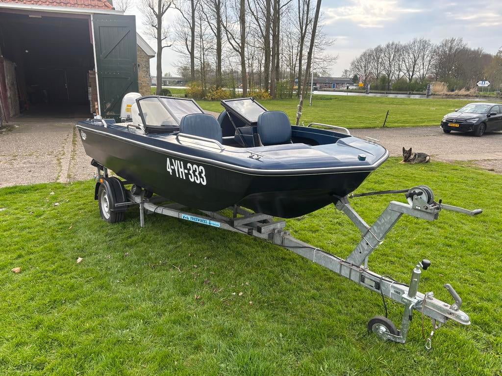 Polyester boot met 4 Takt 50PK Honda + trailer, Watersport en Boten, Ophalen, Zo goed als nieuw, Overige typen