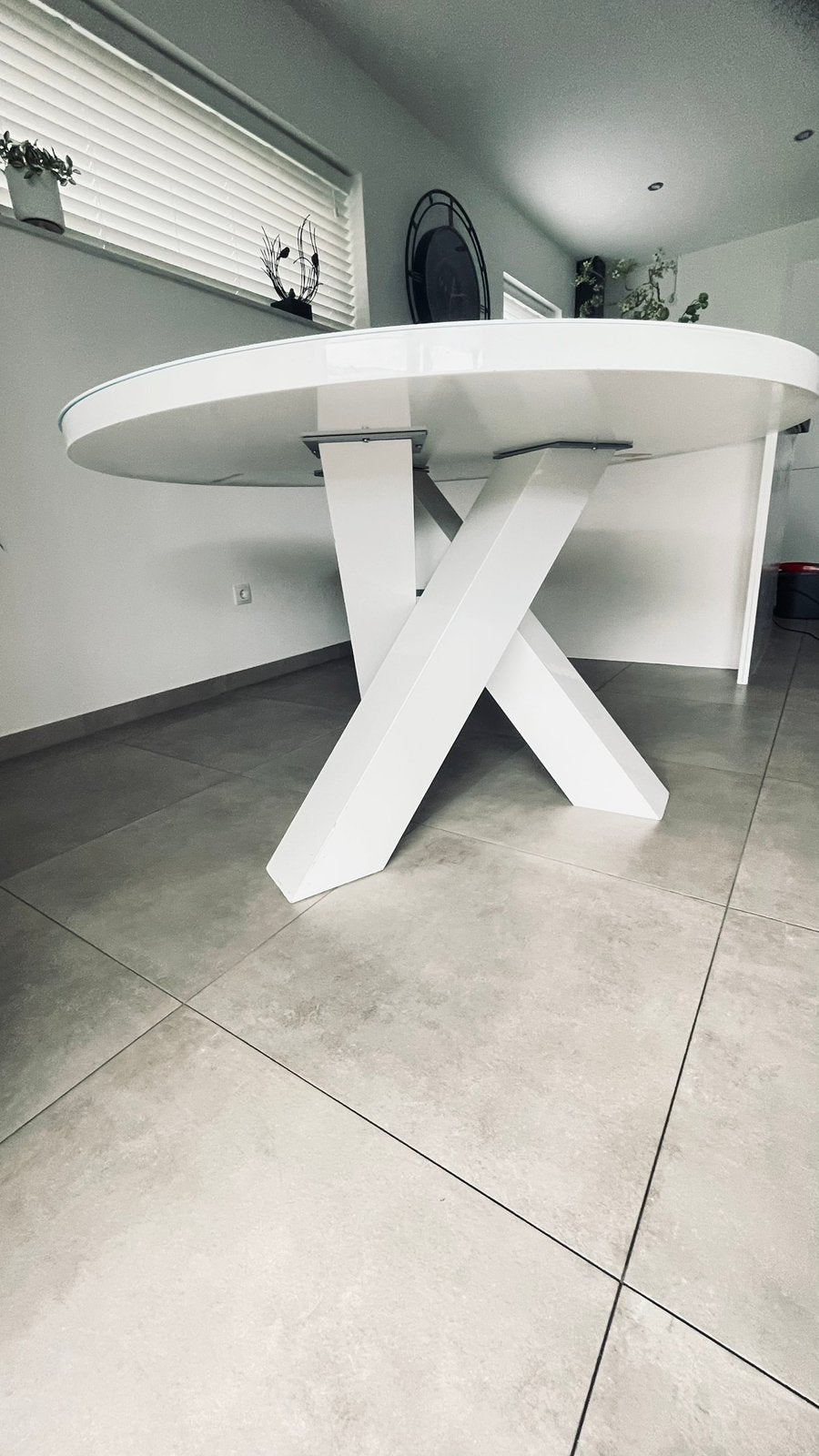Ronde eettafel wit, Huis en Inrichting, Tafels | Eettafels, Ophalen, Gebruikt