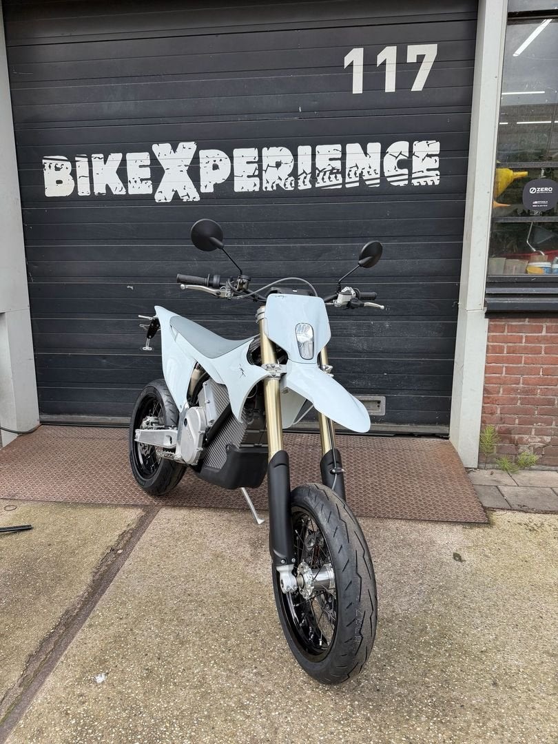 STARK SM (bj 2026), Motoren, Swm, Bedrijf, Onbekend, STARK