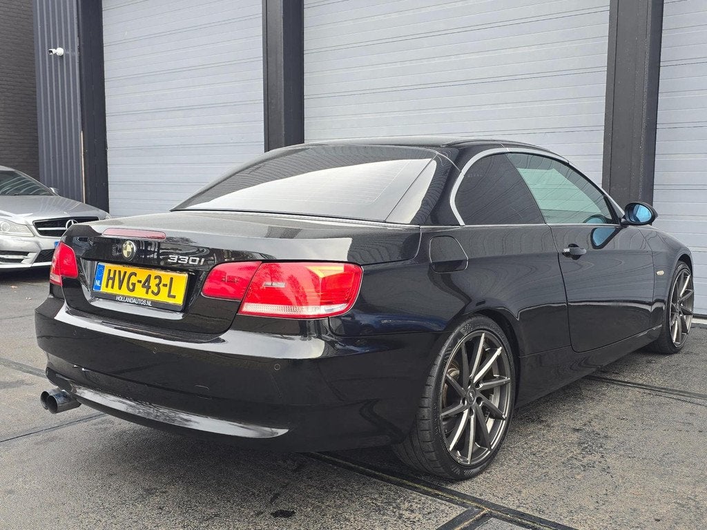 BMW 3-serie Cabrio 330i, Auto's, Achterwielaandrijving, Gebruikt, Zwart, Cabriolet
