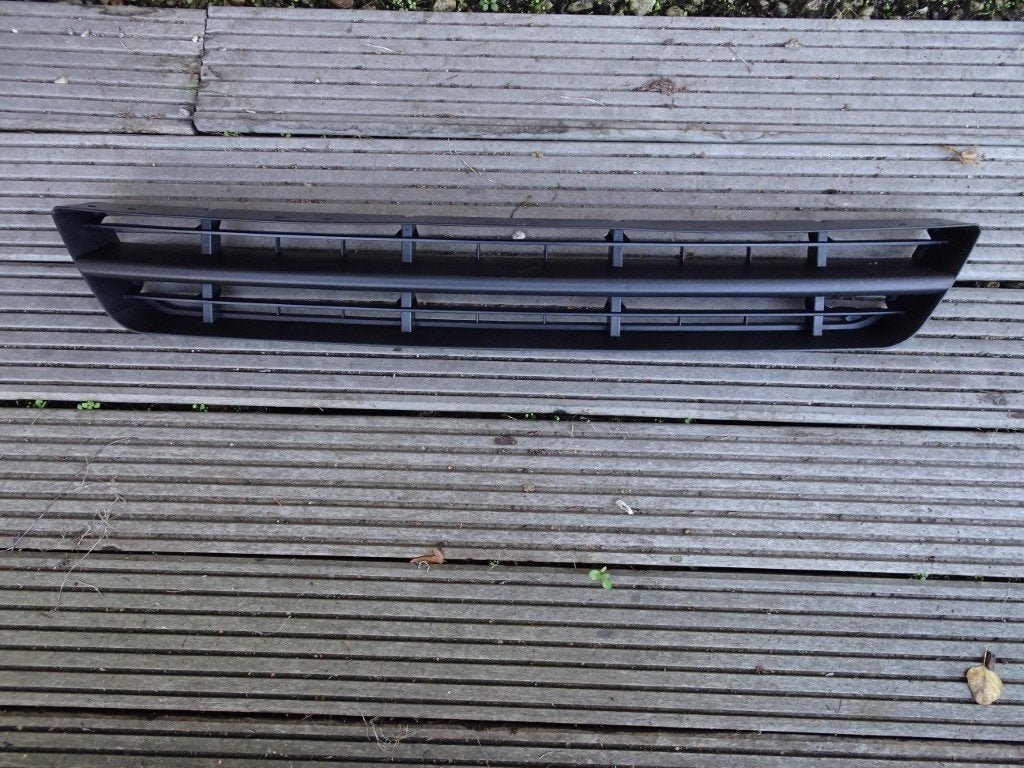 Ventilatiegrille in bumper Ford Focus, Ophalen of Verzenden, Nieuw, Ford, Bumper