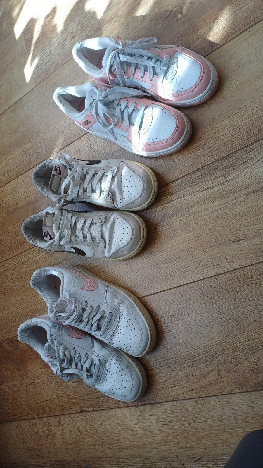 Nike en Puma Sneakers maat 40.5( teab), Kinderen en Baby's, Gebruikt, Meisje, Sportschoenen, Ophalen of Verzenden