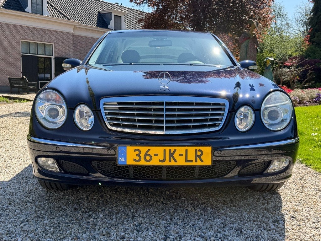 Mercedes-benz E-KLASSE 320 v6 ELEGANCE Automaat NL-auto 165., Automaat, Achterwielaandrijving, Gebruikt, Blauw