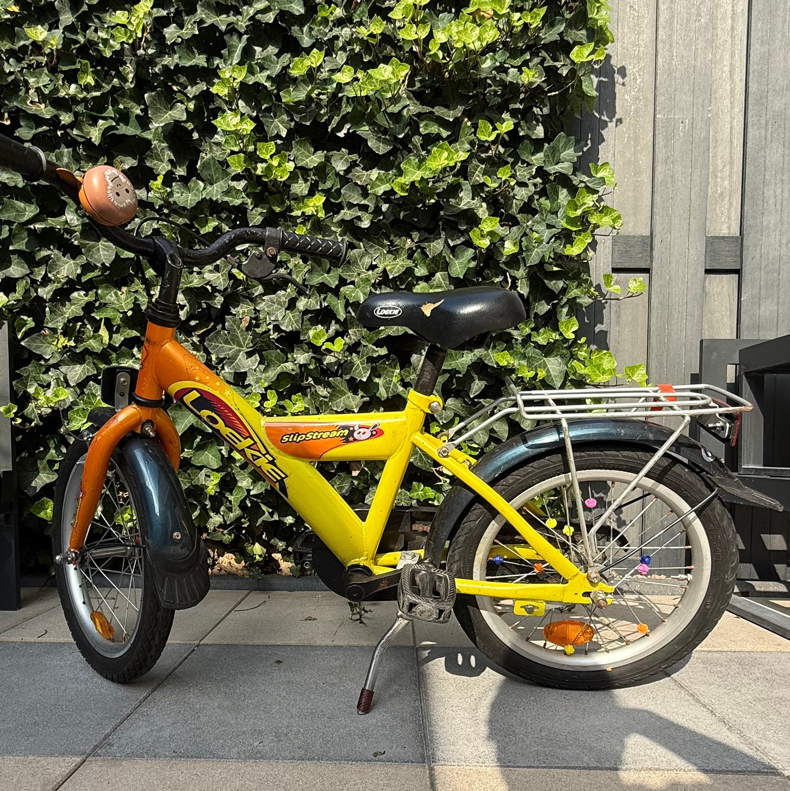 Loekie kinderfiets – gebruikt, maar rijdt nog prima, Fietsen en Brommers, Fietsen | Kinderfietsjes, Ophalen, Gebruikt, Terugtraprem