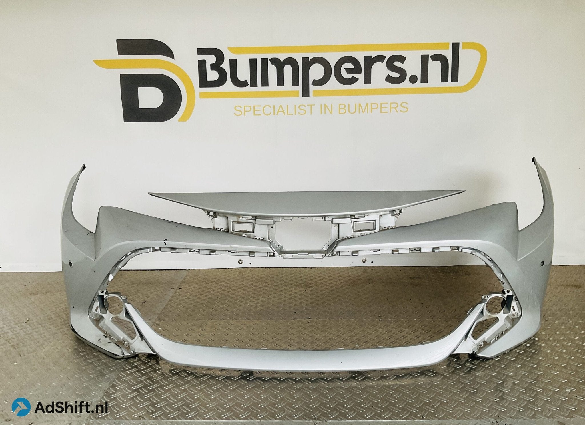 Bumper Toyota Corolla 6xpdc 2018-2024 52119-02P40 Voorbumper, Bumper