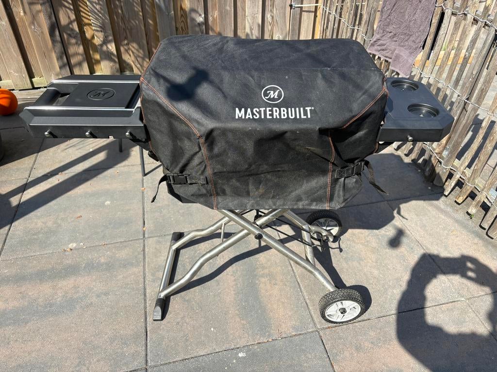 Masterbuilt Portable Charcoal Grill + kar & hoes, Ophalen, Gebruikt, Met accessoires