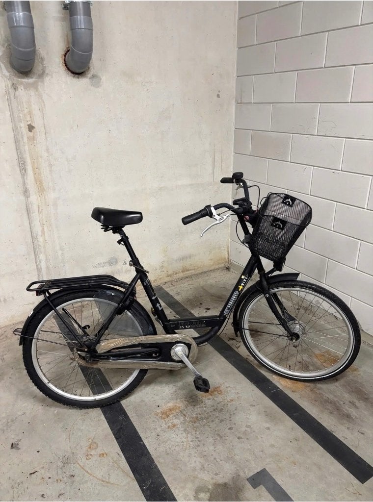 Used bike with basket and luggage carrier, Ophalen, Gebruikt, Handrem