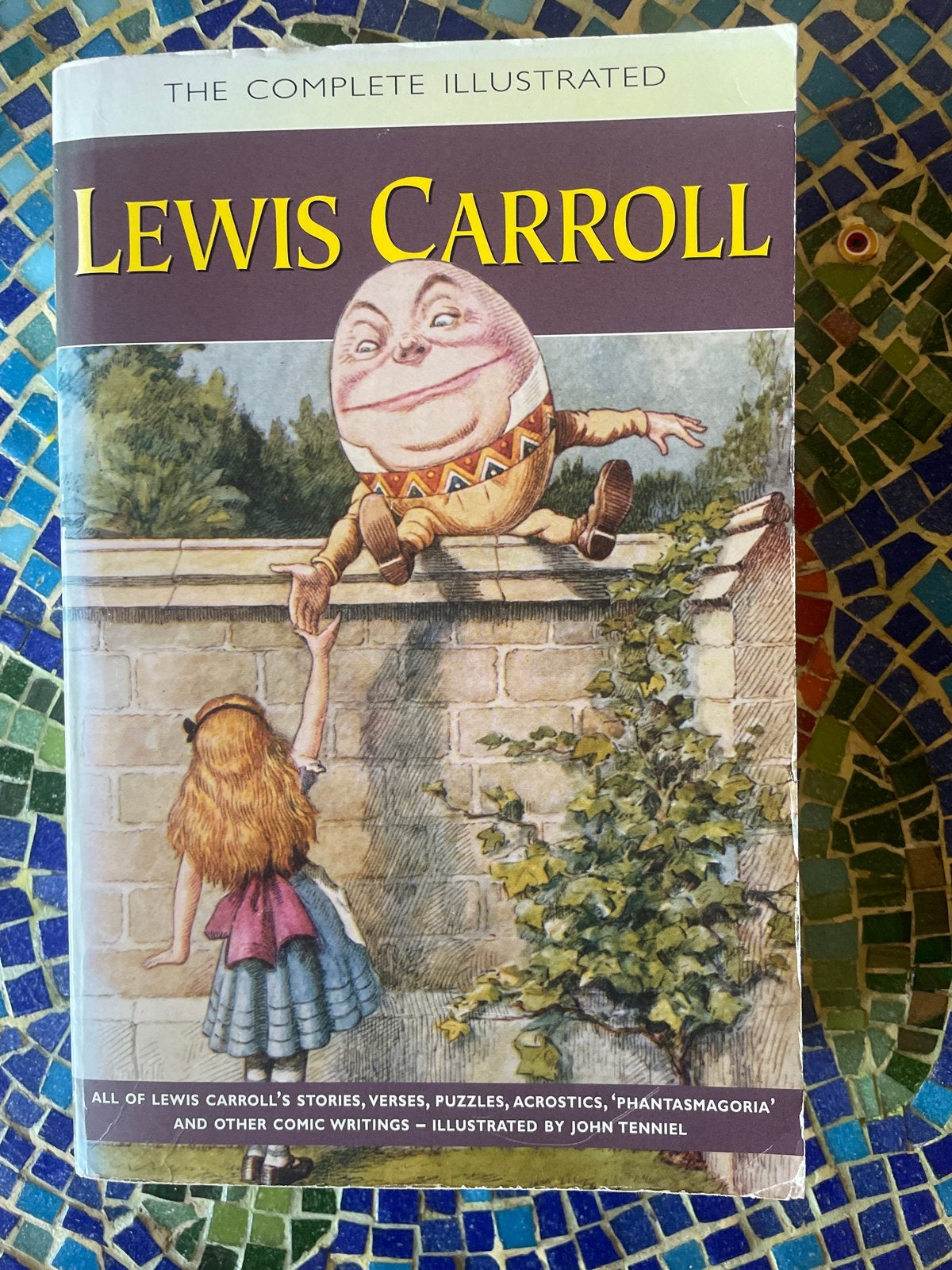 The Complete Illustrated Lewis Carroll - Geïllustreerd, Ophalen of Verzenden, Gelezen, Europa overig