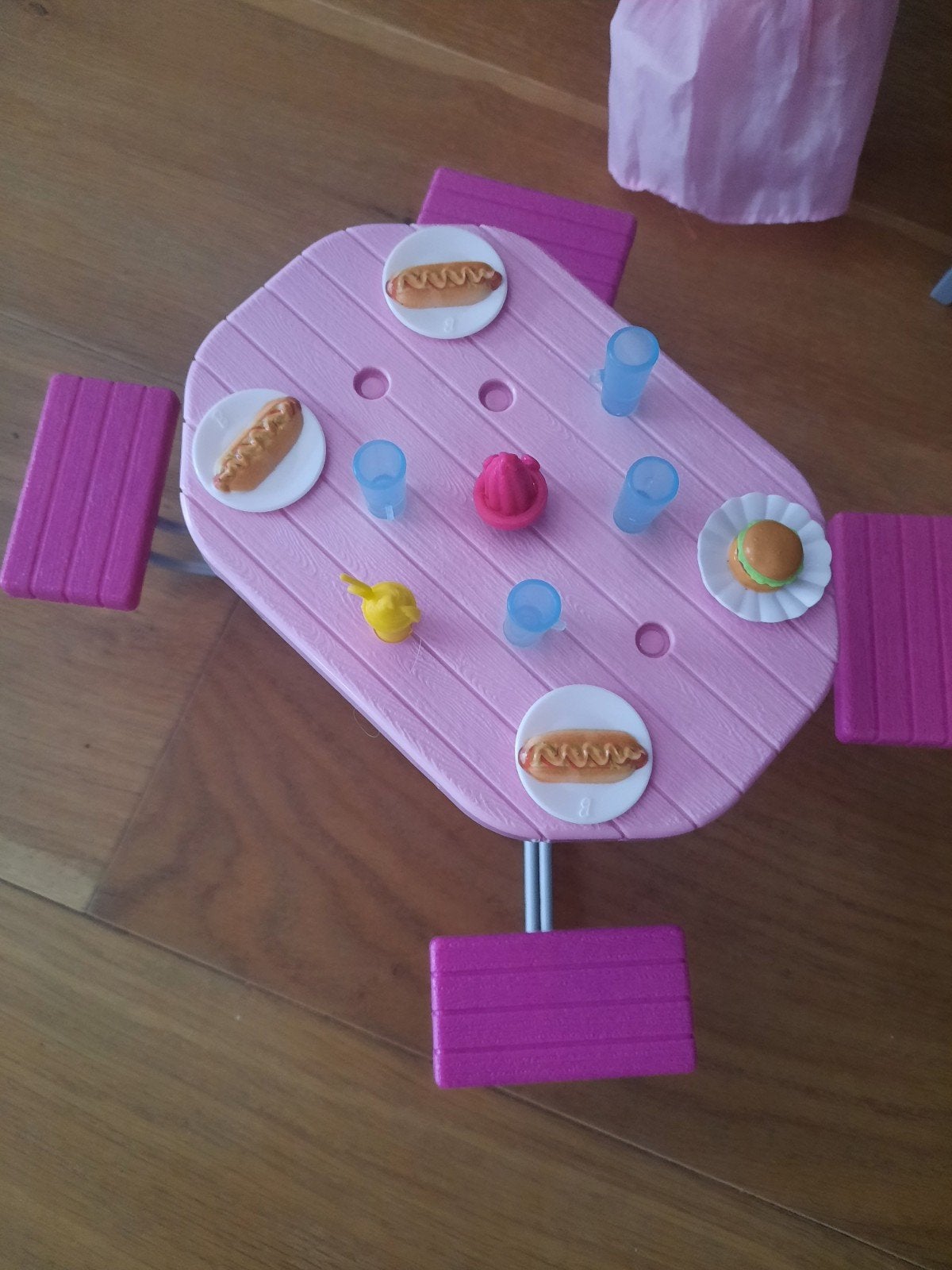 Barbie picknicktafel met accessoires, Ophalen, Gebruikt, Barbie