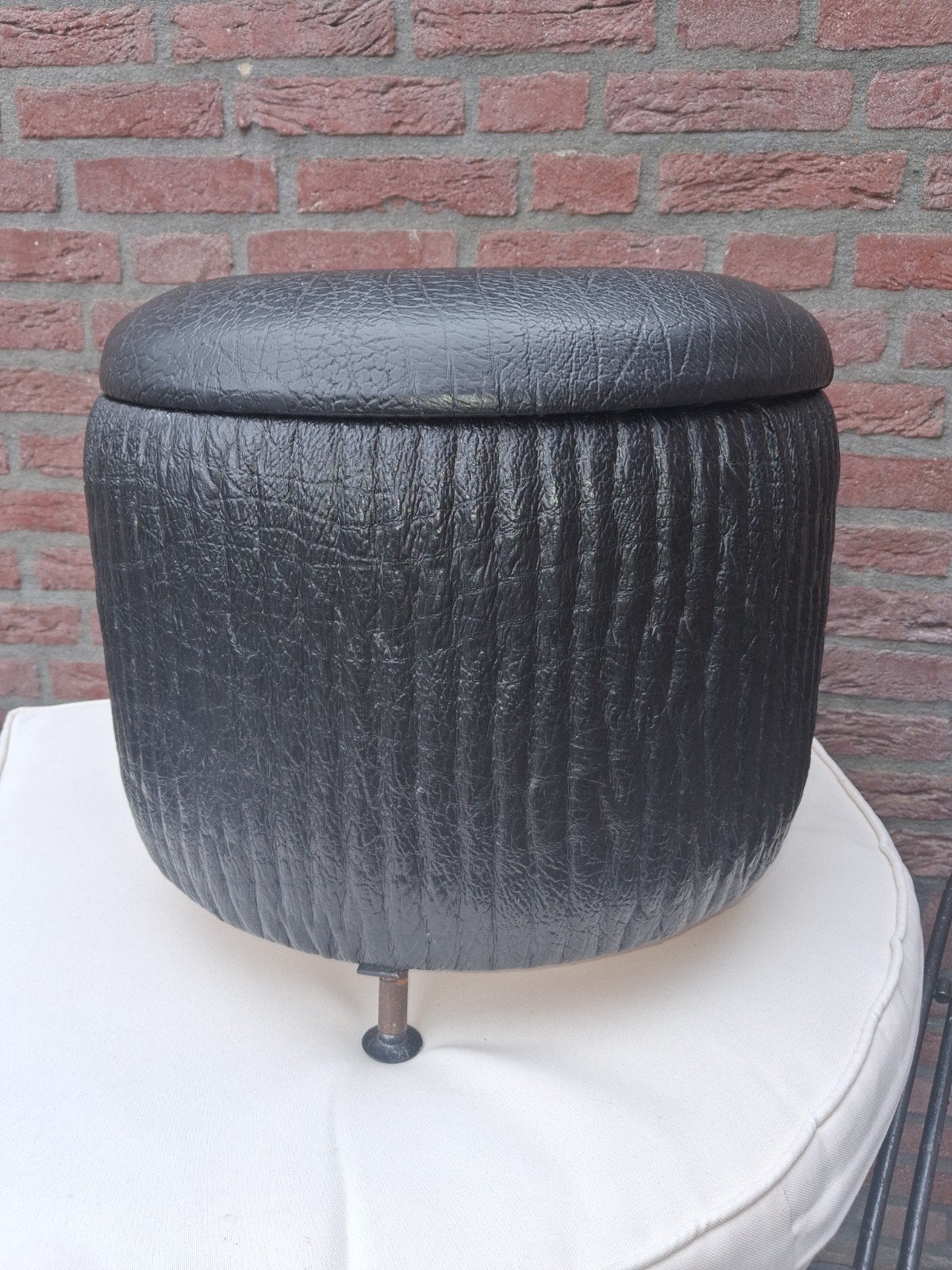 Retro poef, Ophalen of Verzenden, Rond, Minder dan 50 cm, Minder dan 50 cm