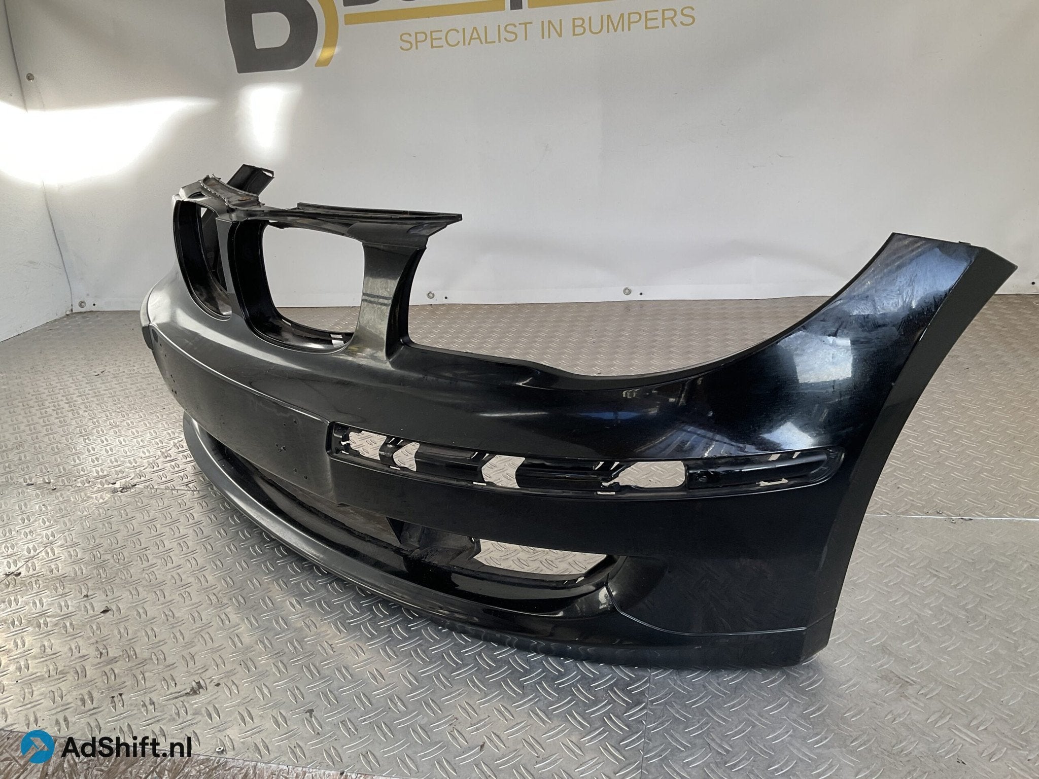 Bumper BMW 1 Serie SE E81 E87 2007- 51117166462 Voorbumper K, Bumper