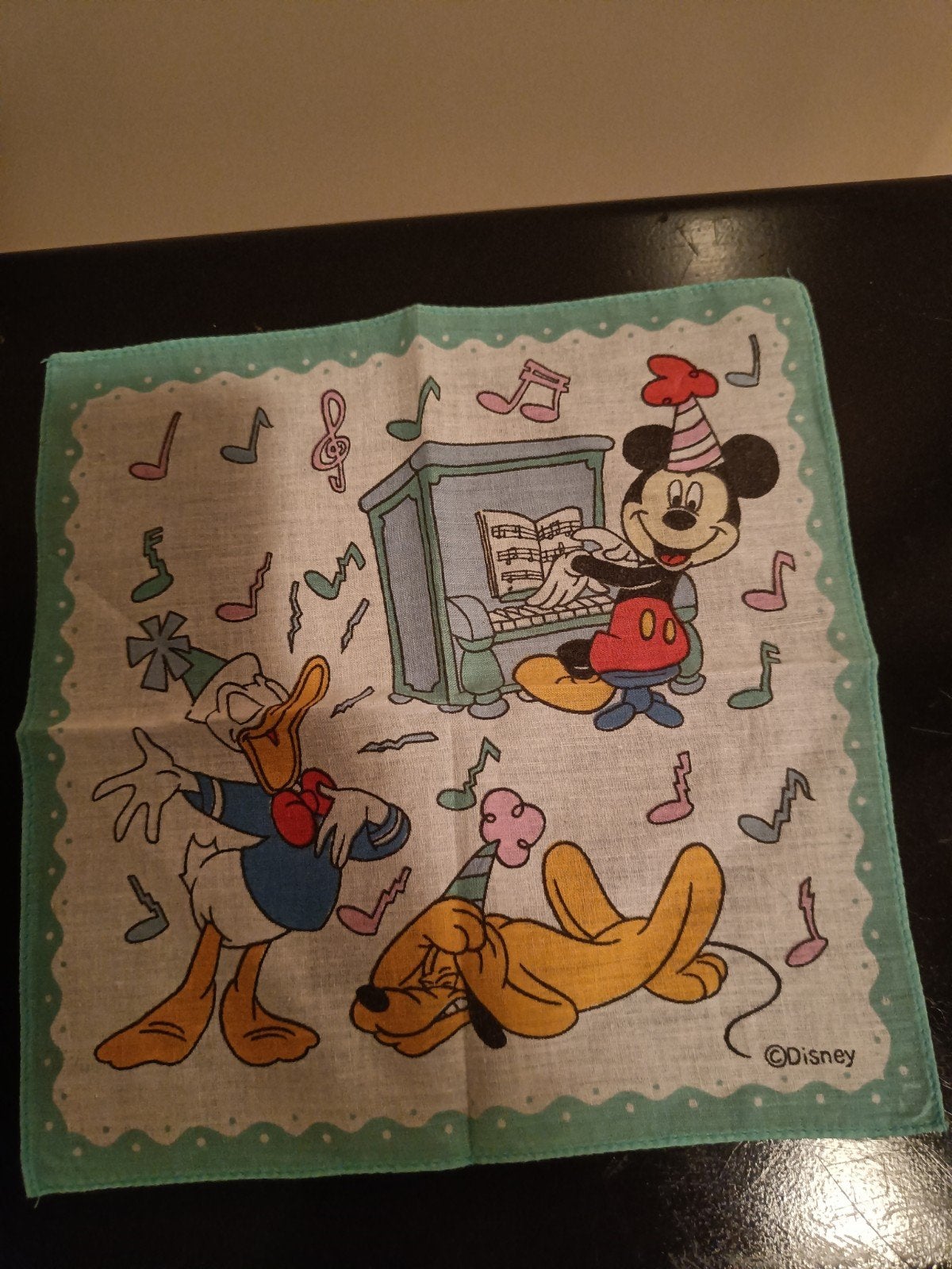 Disney figuren katoenen zakdoek., Ophalen of Verzenden