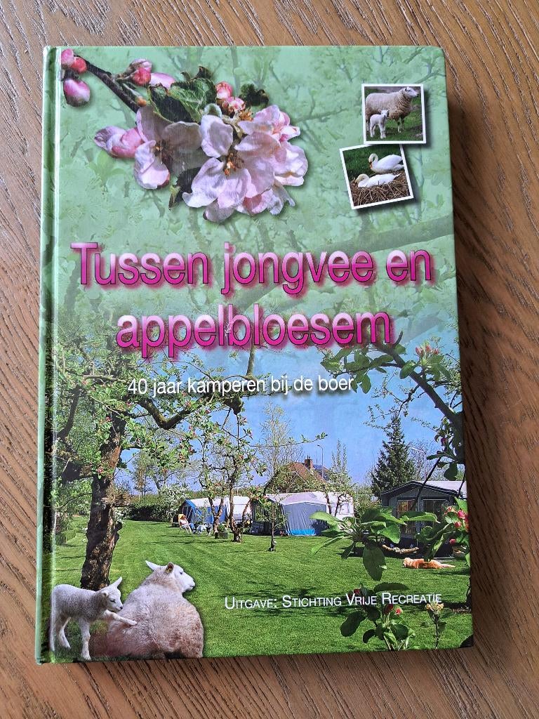 tussen jongvee en appelbloesem z.g.a.n., Ophalen of Verzenden