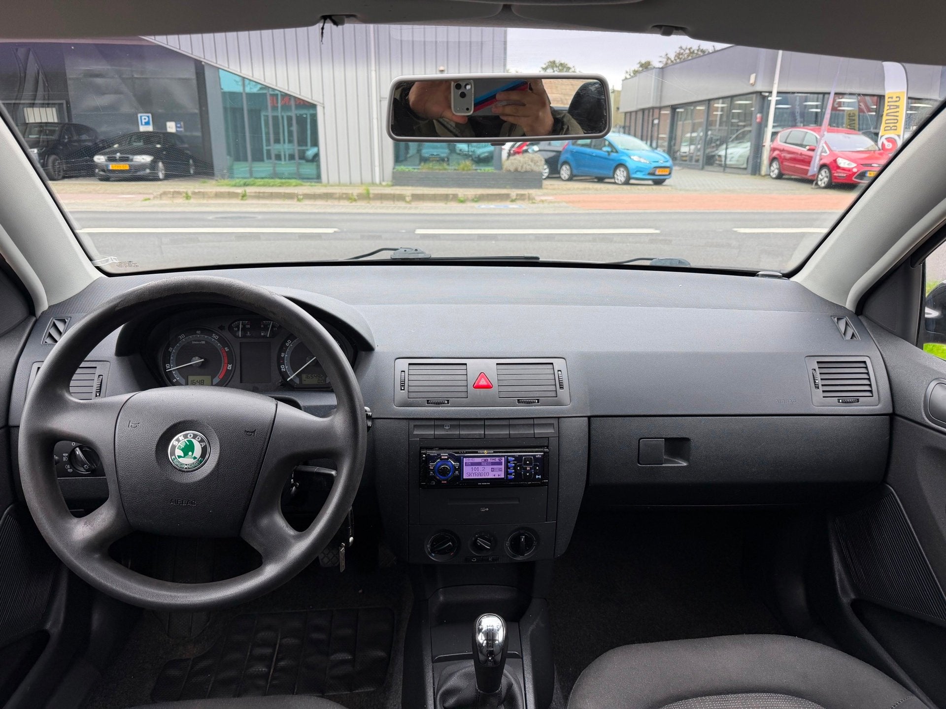 Skoda Fabia 1.4-16V Elegance/Airco/Cruise/Trekhaak/Pdc//Nap/, Auto's, Voorwielaandrijving, Dealer onderhouden, 4 cilinders, Zwart