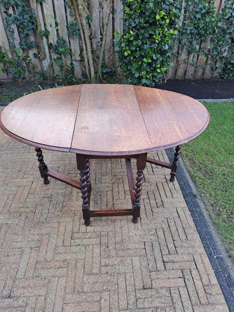 Antieke eettafel / oortafel met gedraaide poten, Antiek en Kunst, Ophalen of Verzenden
