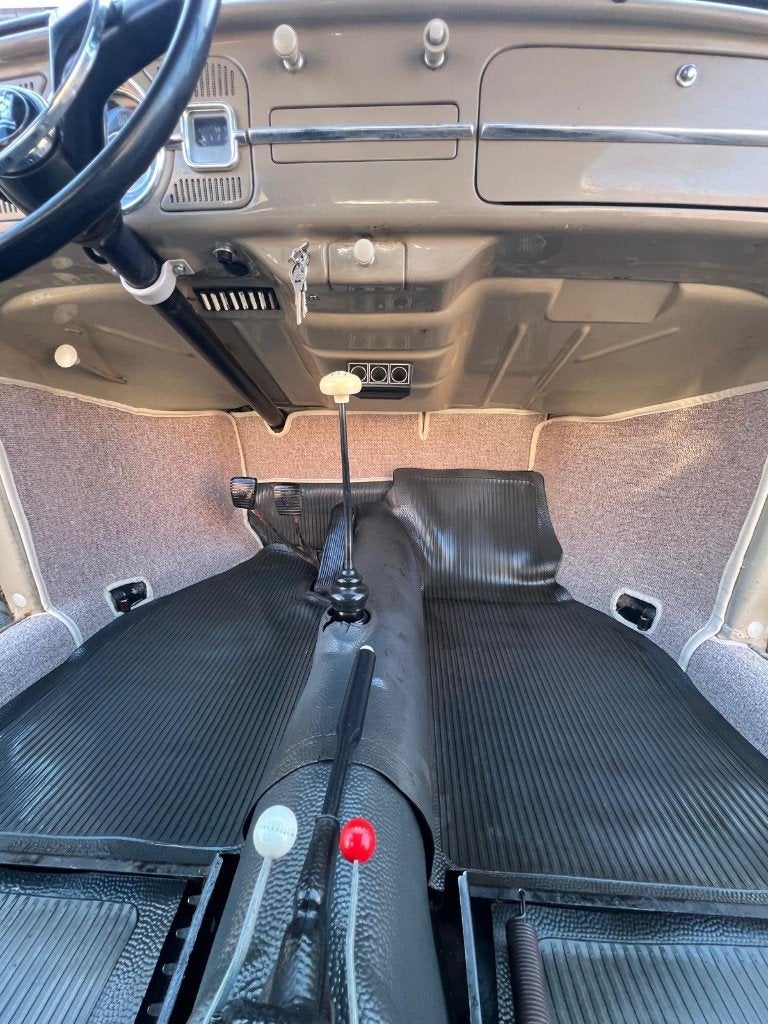 VW Beetle tapijtset grijs zand met zandkleurige rand 57-64, Ophalen of Verzenden, Nieuw