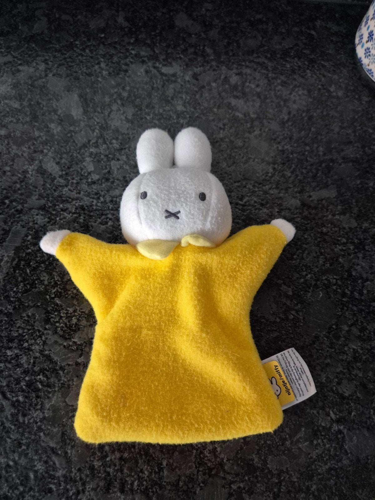 Nijntje Miffy - Handpop Nijntje, Kinderen en Baby's, Speelgoed | Knuffels en Pluche, Ophalen of Verzenden, Konijn