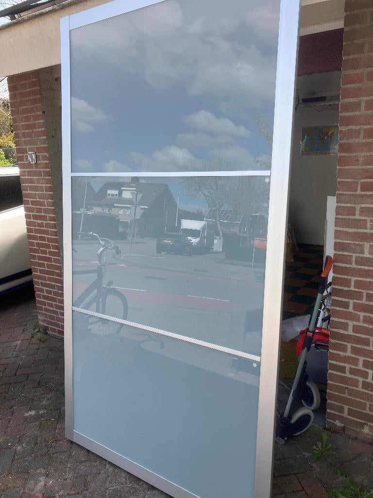 2 schuifdeuren pax kast, Ophalen, 100 tot 150 cm, 200 cm of meer, Zo goed als nieuw