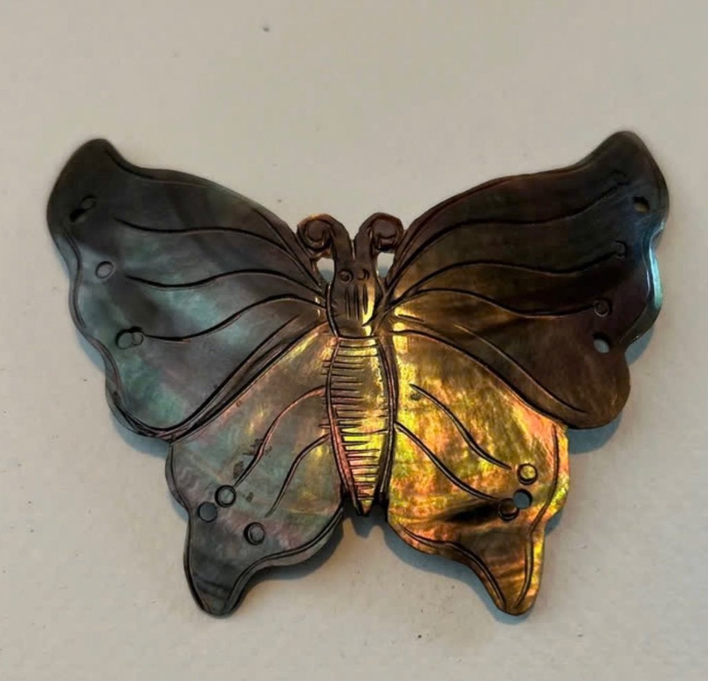 Parelmoer Vlinder broche 7 x 6,5 cm, Overige materialen, Ophalen of Verzenden, Zo goed als nieuw, X