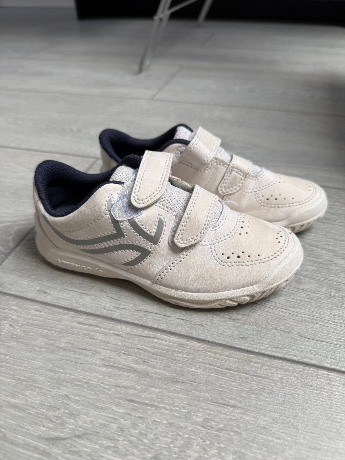 Gymschoenen maat 28, Kinderen en Baby's, Kinderkleding | Schoenen en Sokken, Ophalen of Verzenden, Zo goed als nieuw, Overige typen