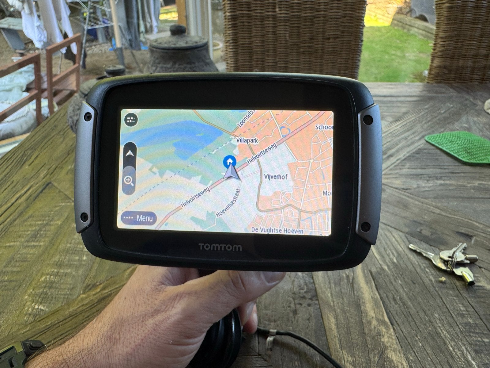 TomTom navigatiesysteem met houder en diefstalbeveiliging, Ophalen, Gebruikt