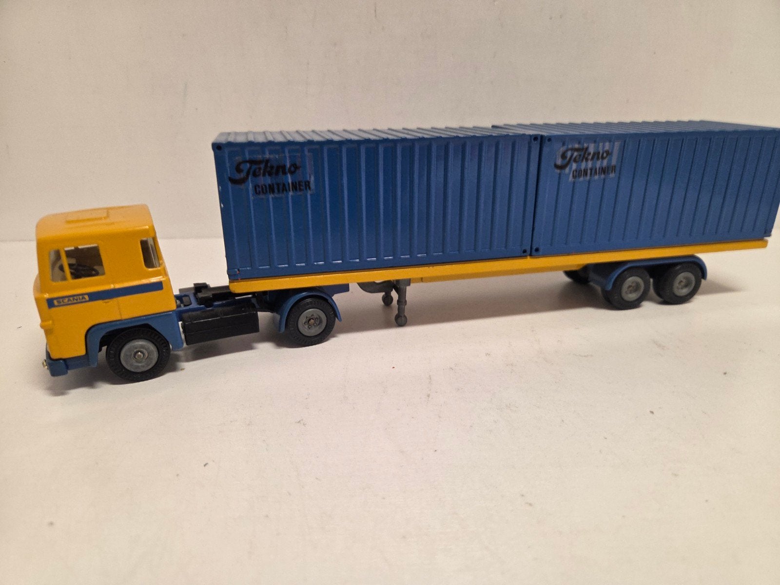 Tekno Scania 140 containeroplegger demo 1:50, ., Zo goed als nieuw, ., Ophalen of Verzenden