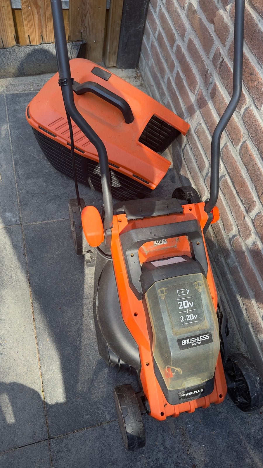 Accu grasmaaier te koop incl oplader, Tuin en Terras, Grasmaaiers, Ophalen, Gebruikt, Mulchfunctie