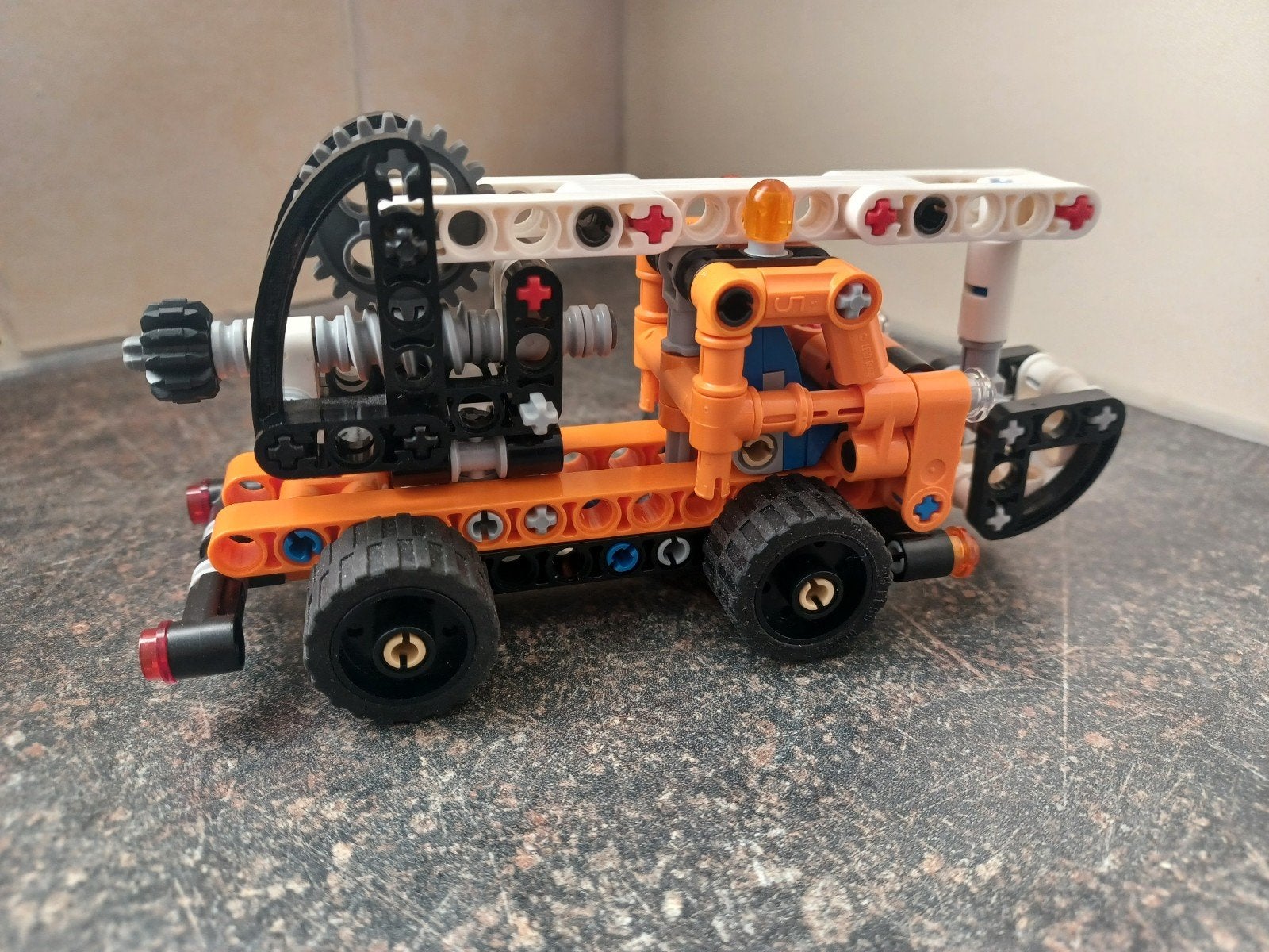 Lego technic 42088 hoogwerker 2in1