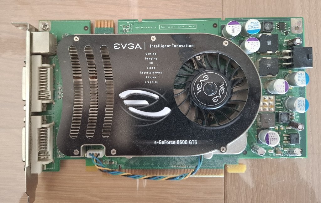 Evega e-GeForce 8600 GTS grafische kaart, Computers en Software, Videokaarten, Gebruikt, PCI-Express 2, GDDR3, Ophalen of Verzenden