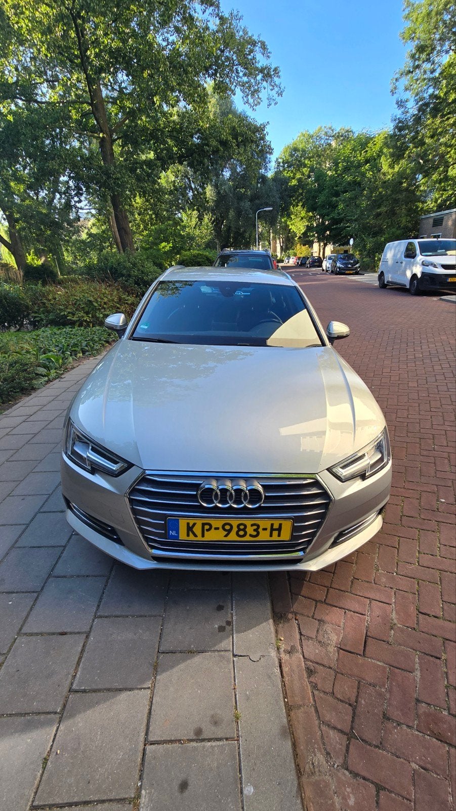Audi A4 1.4 Tfsi 110KW Avant AUT 2016 Geel, Auto's, 4 cilinders, A4, Particulier, 1390 kg