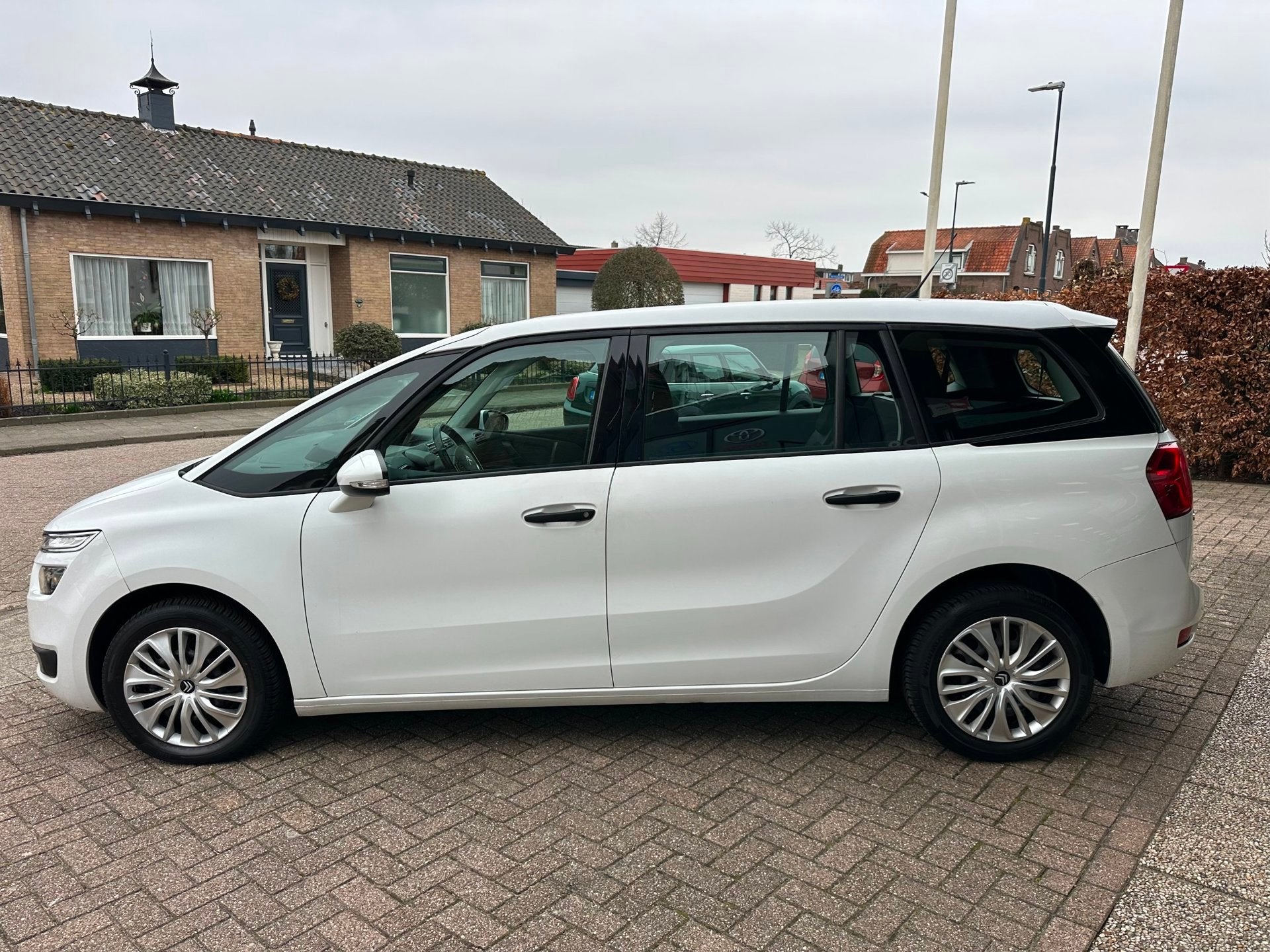 Citroen Grand C4 Picasso 1.2 PureTech Attraction|7 Persoons|, Auto's, Citroën, Voorwielaandrijving, 1350 kg, Stof, Gebruikt