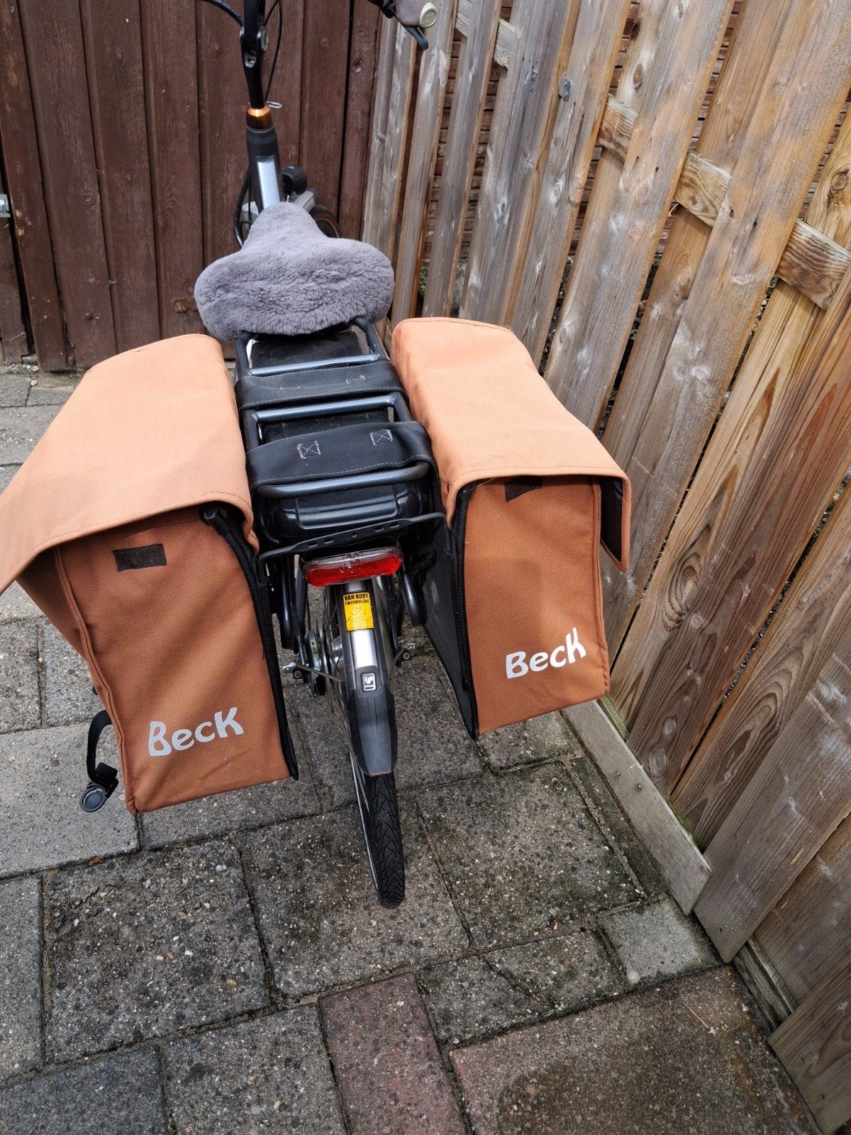 Sparta elektrische fiets met lage instap en fietstassen, Fietsen en Brommers, Fietsen | Dames | Damesfietsen, Ophalen, Sparta