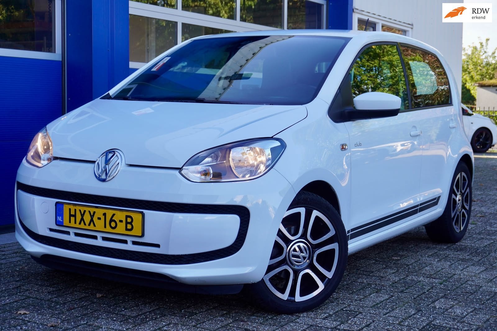 Volkswagen UP! 1.0 CLUB up! APK|AIRCO|CRUISE|BLUETOOTH, Auto's, Voorwielaandrijving, Dealer onderhouden, Stof, Gebruikt
