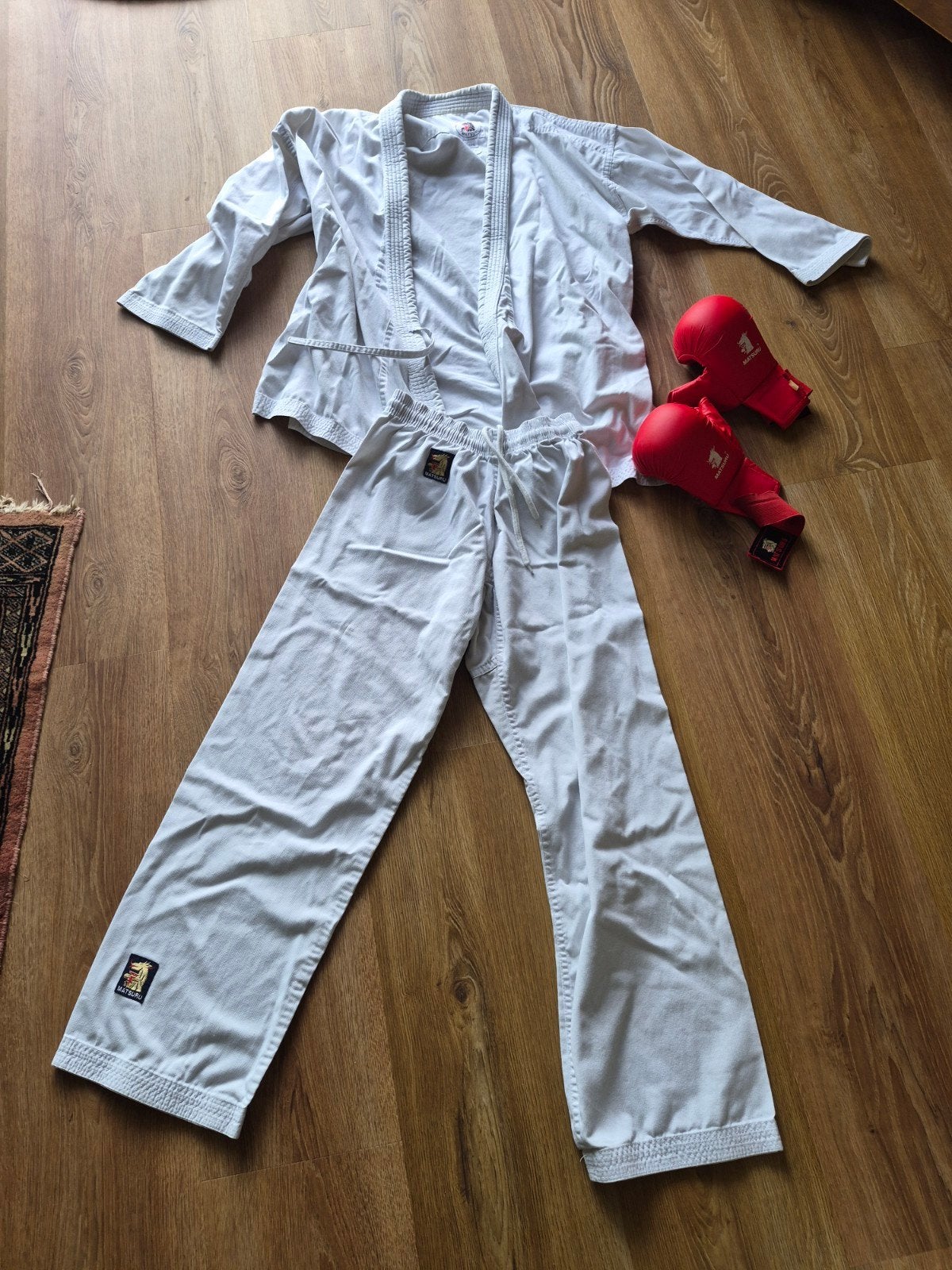 Matsuru Karatepak 175 inclusief handschoenen maat M, Gebruikt, Overige, Vechtsportkleding, Maat M