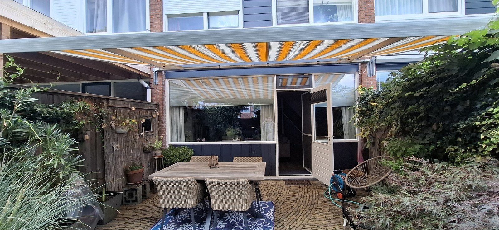 Electrische Knikarmschem - geel/Wit gestreept  5x3,5 mtr, Tuin en Terras, Zonneschermen, Ophalen, Gebruikt, 450 cm of meer, Elektrisch