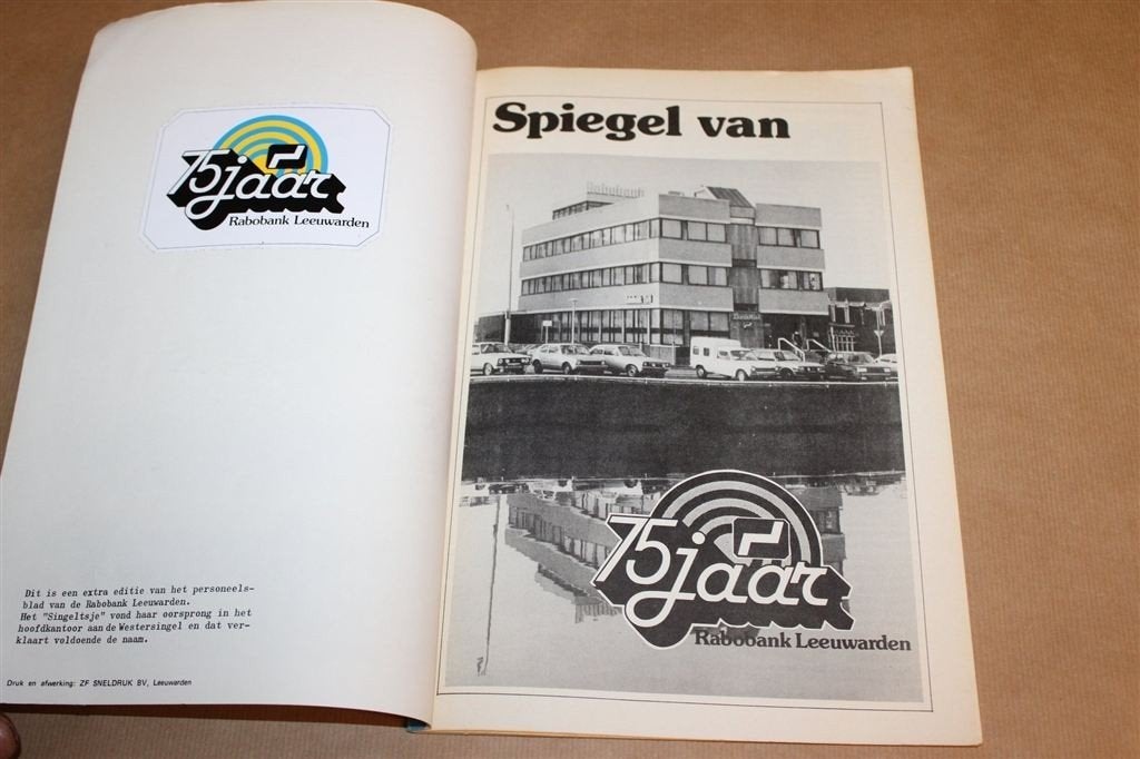Spiegel van 75 Jaar Rabobank Leeuwarden — Jubileumboek, Boeken, Ophalen of Verzenden, Gelezen