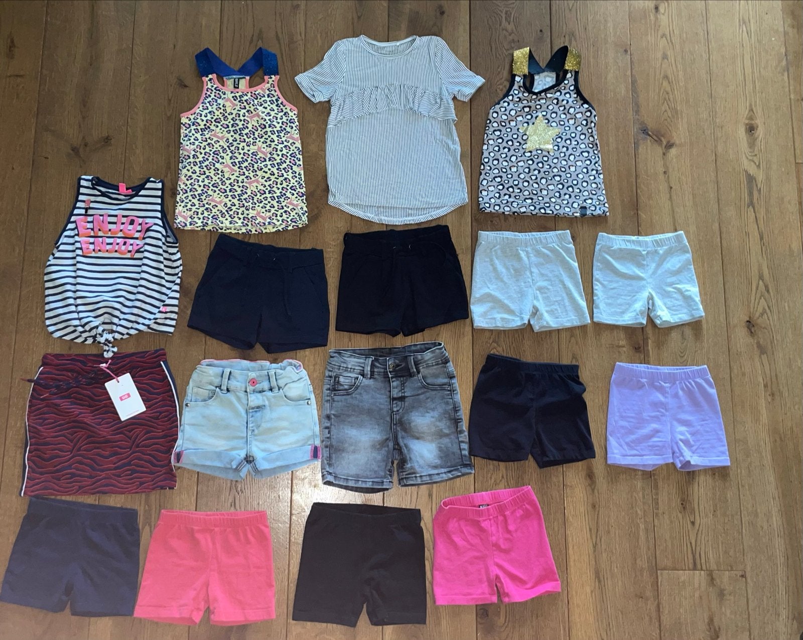 Kledingpakket meisjes zomer: tops & shorts (mt 104-122), Ophalen of Verzenden, Zo goed als nieuw, Meisje