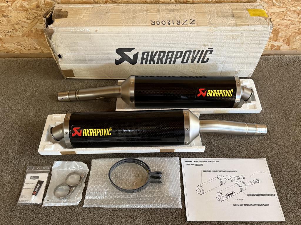 Akrapovic carbon uitlaten dempers ZZR1200 ZZR 1200 2003-2005, Motoren, Onderdelen | Kawasaki, Verzenden, Nieuw, Media@akrapovic.com