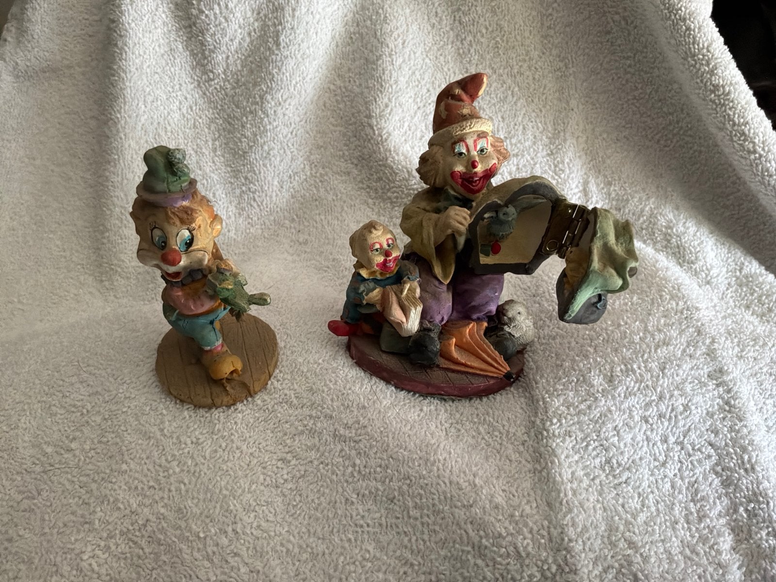 Twee clown beeldjes - 8 en 6 cm hoog, Ophalen, Gebruikt