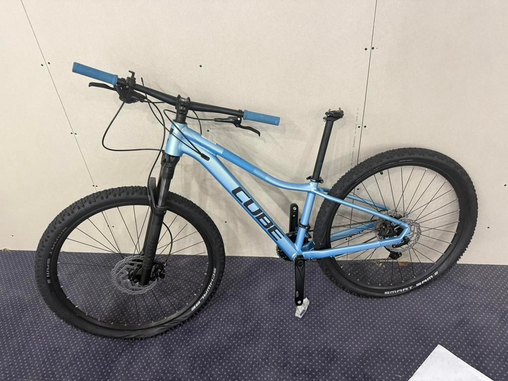 Nieuwe cube mtb maat xs, Fietsen en Brommers, Fietsen | Mountainbikes en ATB, Minder dan 45 cm, Ophalen of Verzenden, Nieuw, Overige merken