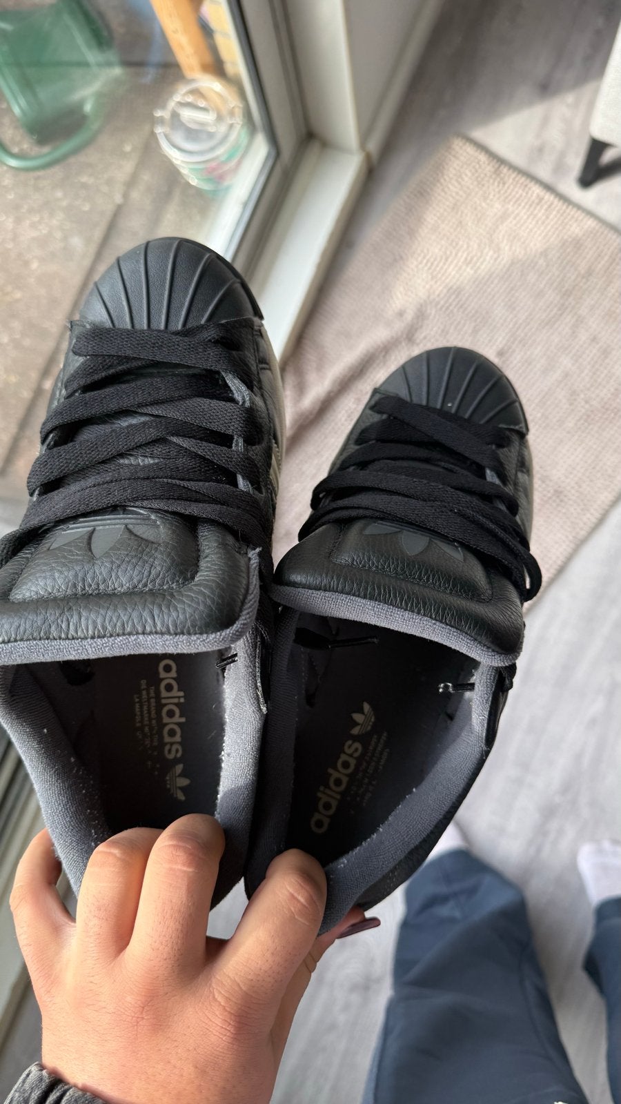 Adidas Superstar sneakers zwart met witte strepen, Ophalen of Verzenden, Gedragen, Zwart, Sneakers of Gympen