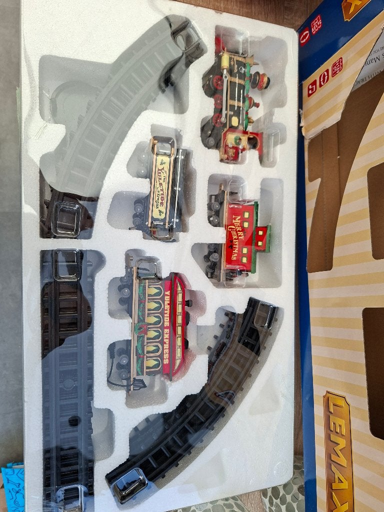 Lemax Kersttrein met extra rails, Ophalen, Nieuw