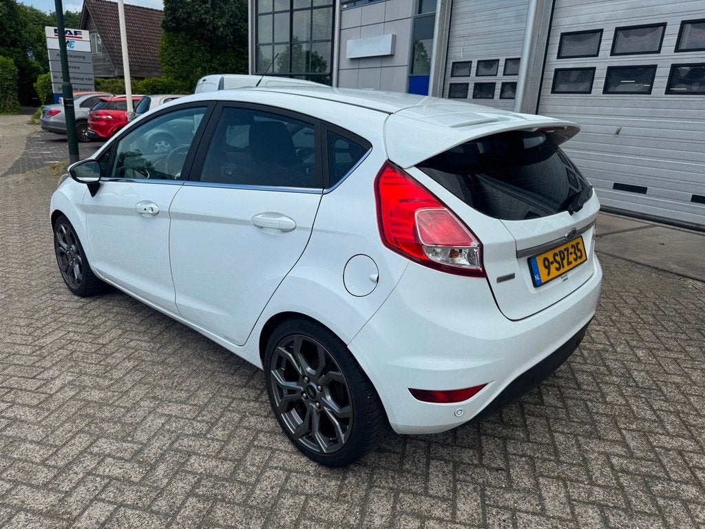 Ford Fiesta 1.6 TDCi Lease Titanium Led, Cruise,Pdc, Voorwielaandrijving, Euro 5, Gebruikt, 96 €/maand