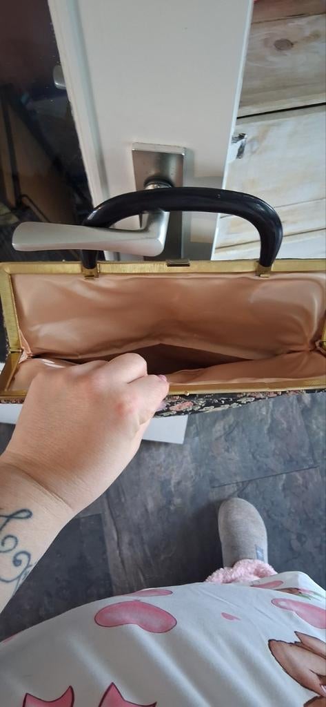 Vintage Avondtasje met Bloemenpatroon, Sieraden, Tassen en Uiterlijk, Tassen | Damestassen, Ophalen of Verzenden, Gebruikt, Zwart