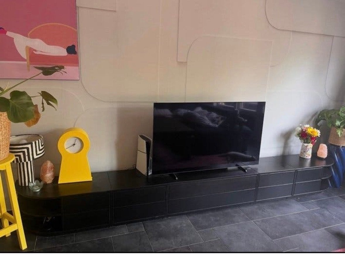 Woood Finca TV meubel 3.31m, Huis en Inrichting, Kasten | Televisiemeubels, Ophalen, Gebruikt, 200 cm of meer, Minder dan 100 cm