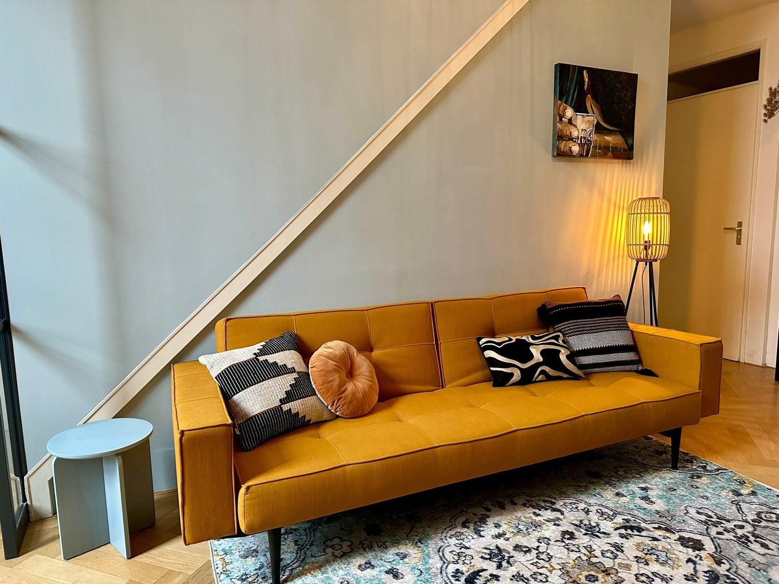 Design splitback bank als nieuw, Huis en Inrichting, Banken | Bankstellen, Ophalen, Zo goed als nieuw