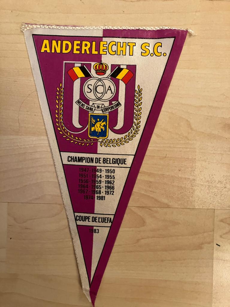 Vintage Anderlecht S.C. Vaantje - Belgisch Kampioen, Verzamelen, Sportartikelen en Voetbal, Ophalen of Verzenden, Gebruikt, Buitenlandse clubs
