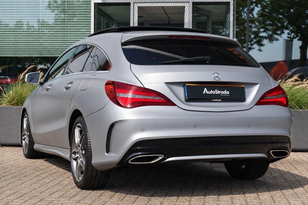 Mercedes-Benz CLA-Klasse Shooting Brake 180 AMG-LINE Magno P, Auto's, CLA, 730 kg, Gebruikt, 4 cilinders